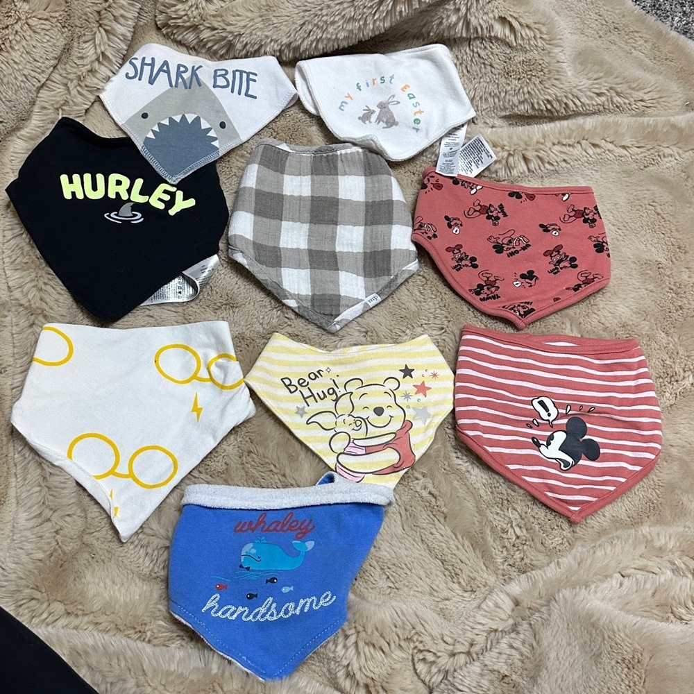 41 Baby bibs - Picture 8 of 8